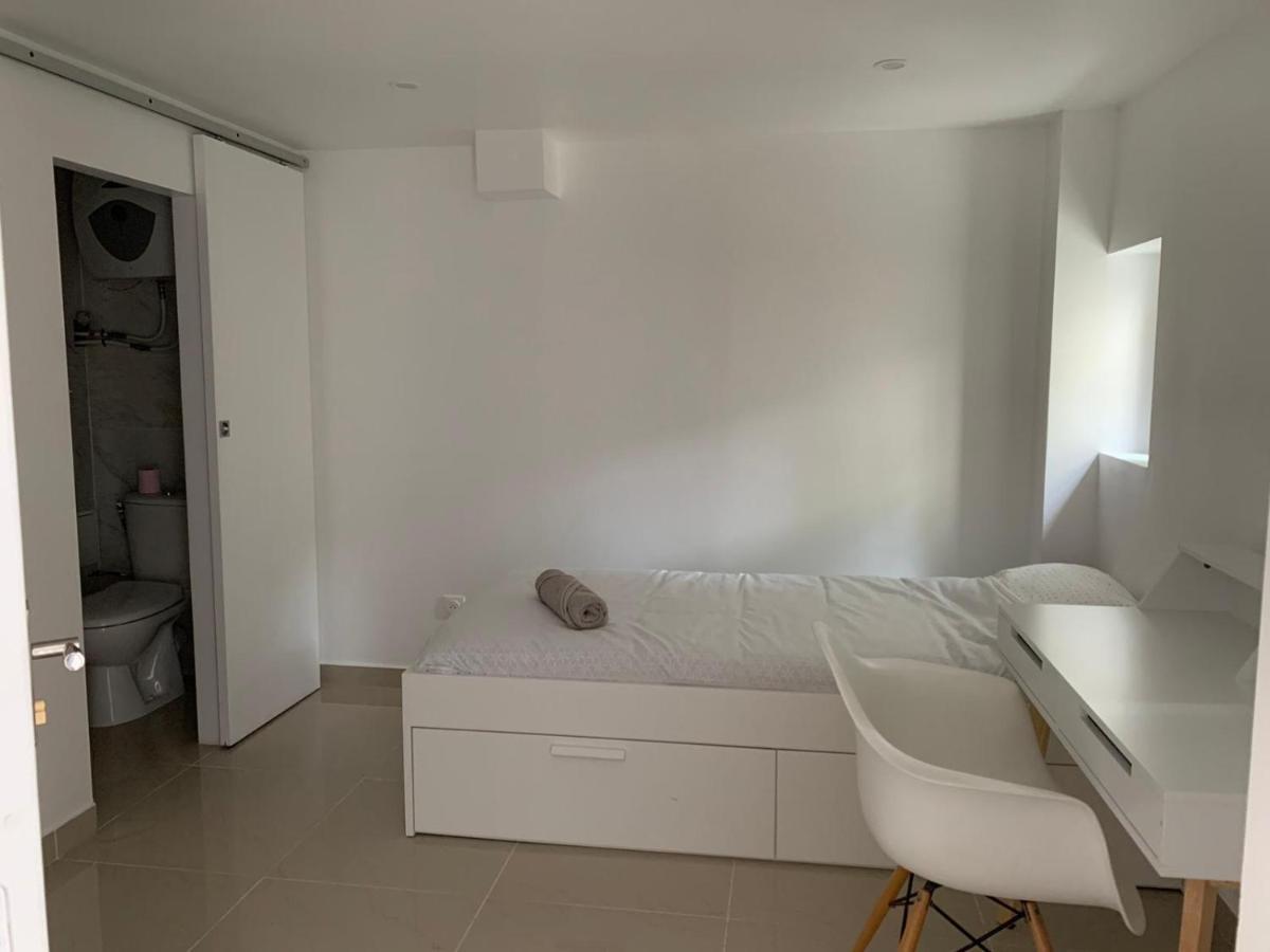 Chambre 14M2 Massy  Exterior photo